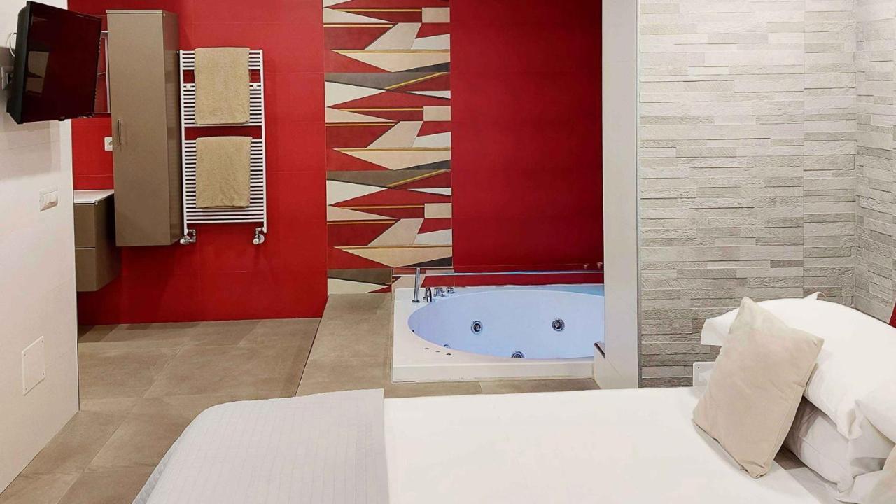 Sweet Home & Wellness Luxury Apartment Nettuno Exterior foto