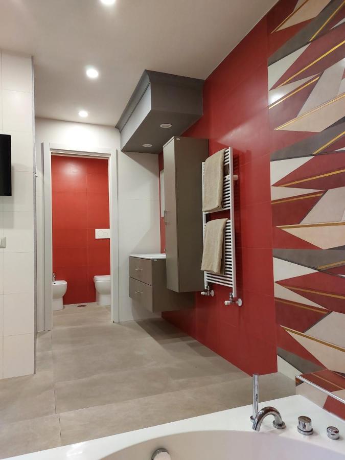 Sweet Home & Wellness Luxury Apartment Nettuno Exterior foto